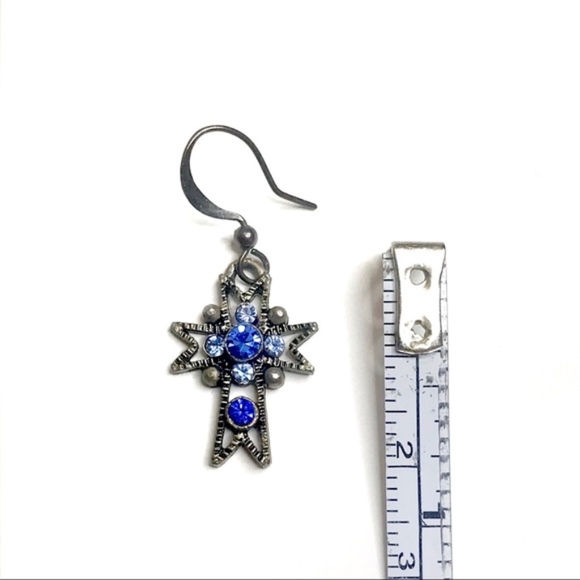 Mystic Gothic crystal cross chrome earrings - Picture 4 of 8